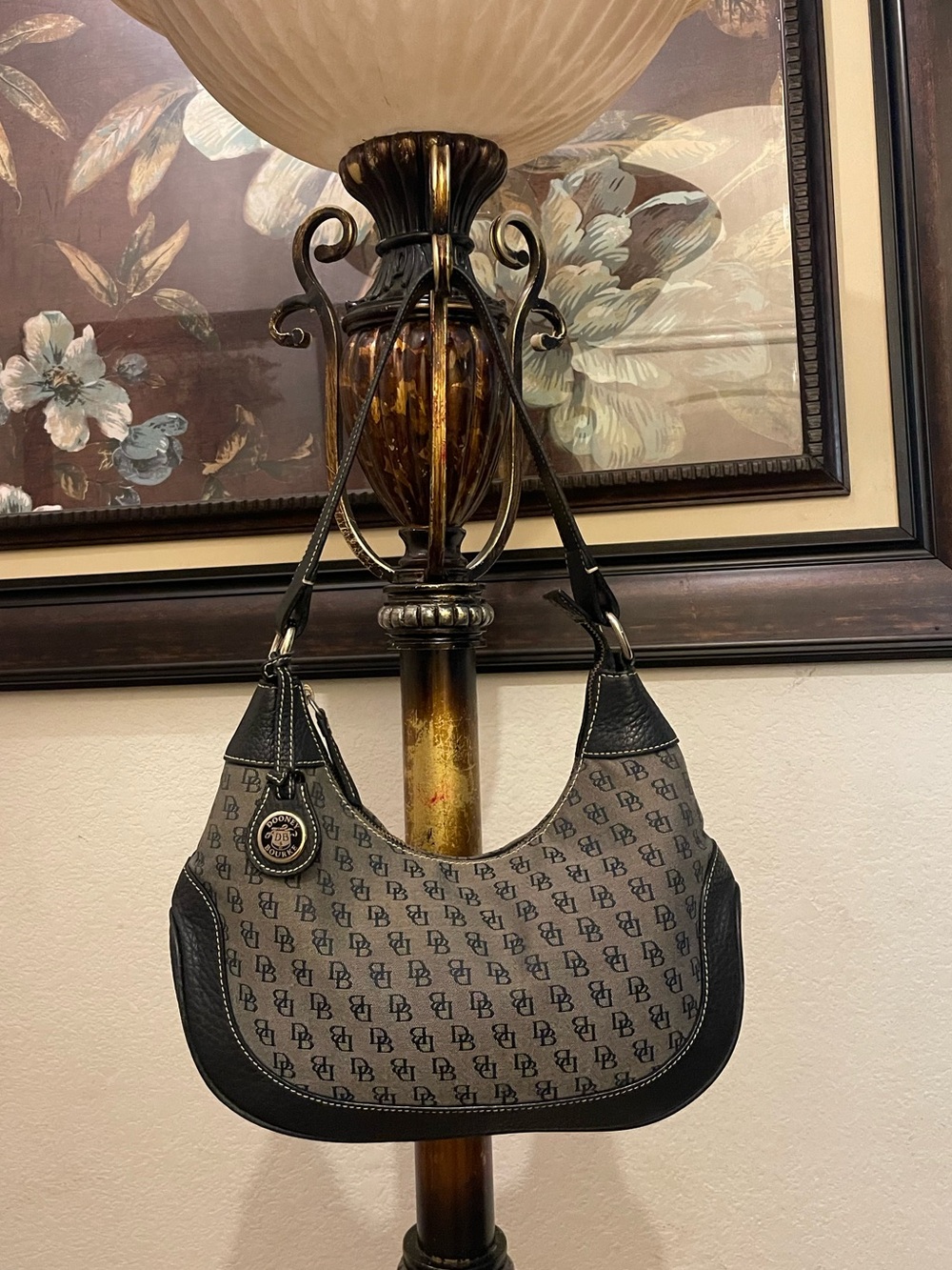 Dooney & Bourke please check all picture of condition